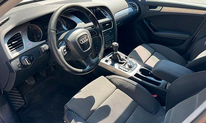 Audi A4 2.0 Tdi S-Li...