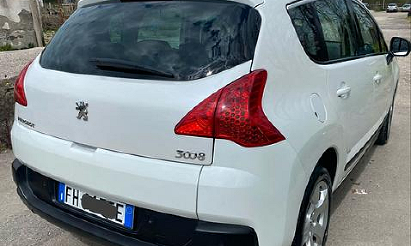 Peugeot 3008 1.6-Hdi...