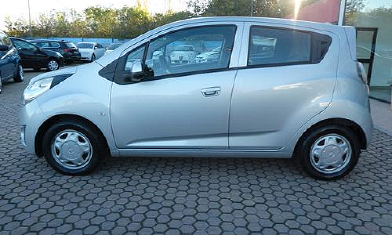 Chevrolet Spark 1.0 ...