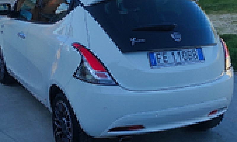 Lancia Ypsilon Mya 1...