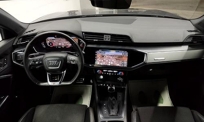 Audi Q3 35Tdi S-Line...