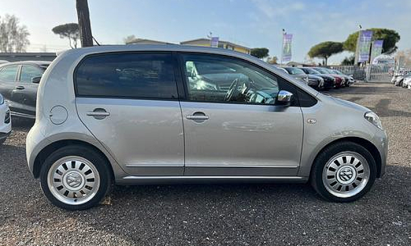Volkswagen Up! 1.0 5...