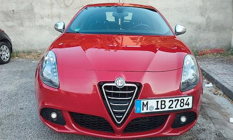 Alfa Romeo Giulietta...