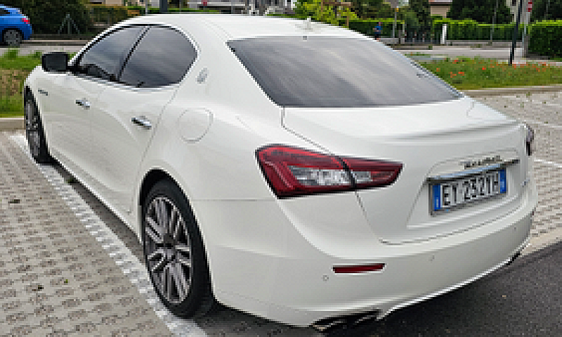 Maserati Ghibli...