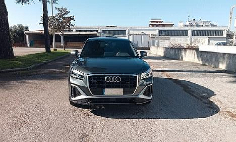 Q2 35 2.0 Tdi S Line...