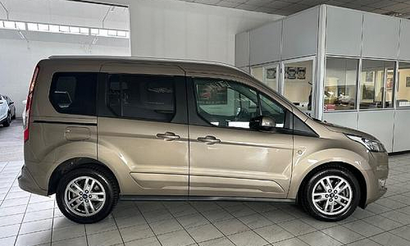 Ford Tourneo Connect...