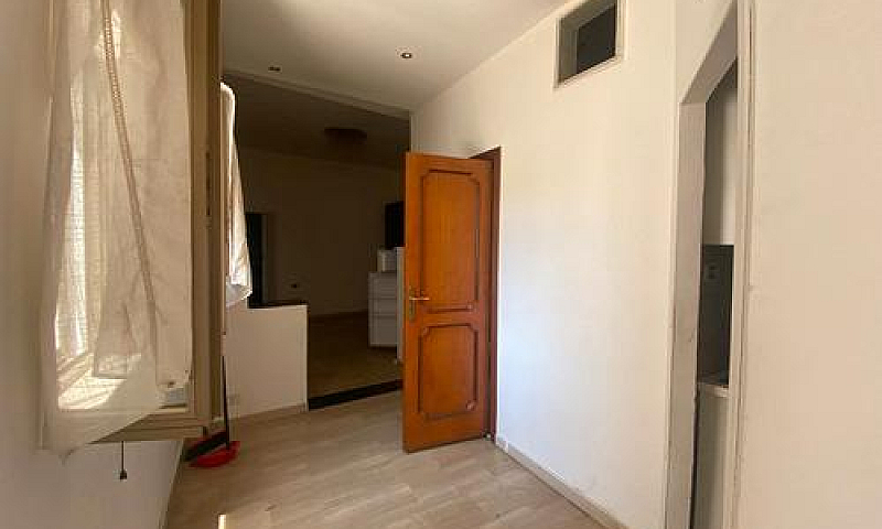 Trilocale Via Santil...