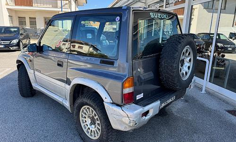Suzuki Vitara 1.6I 1...