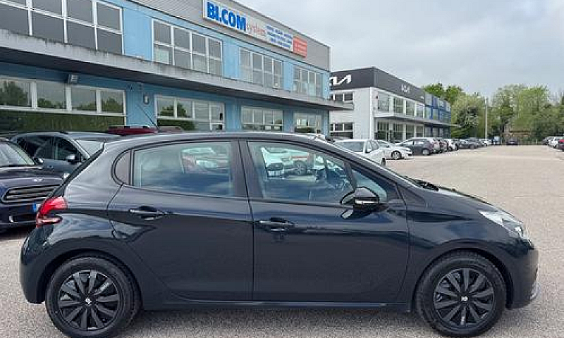Peugeot 208 Bluehdi ...