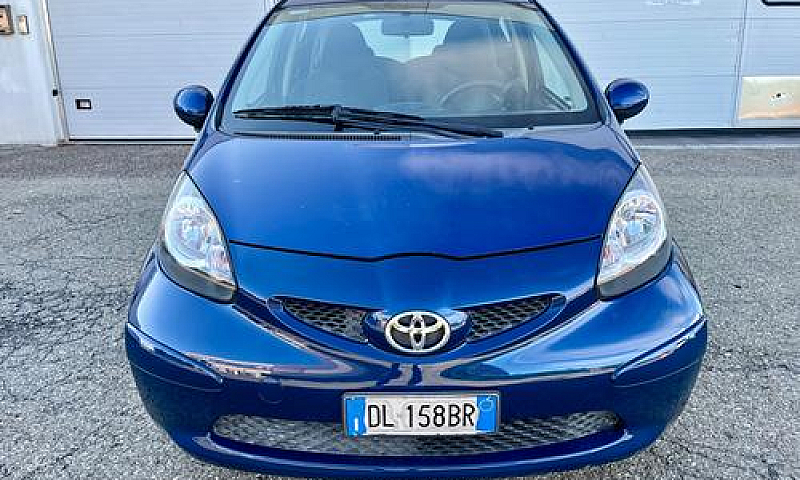 Toyota Aygo 1.0Benz ...