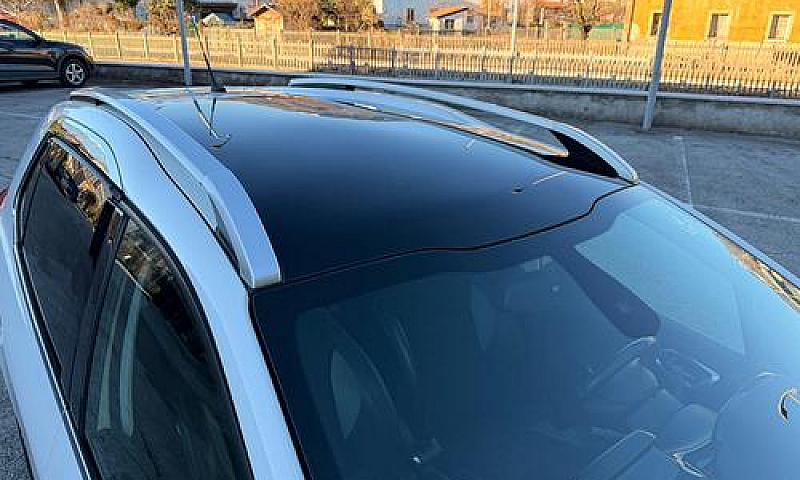 Peugeot 2008 1.6 E-H...