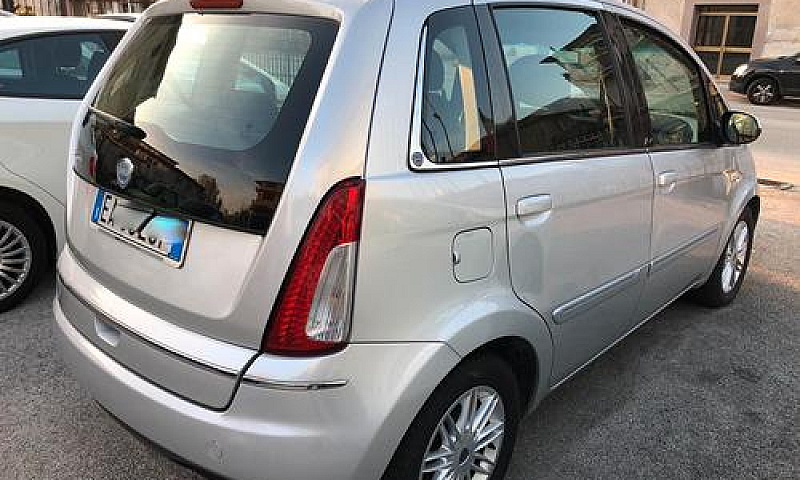 Lancia Musa 1.3 Mjt ...