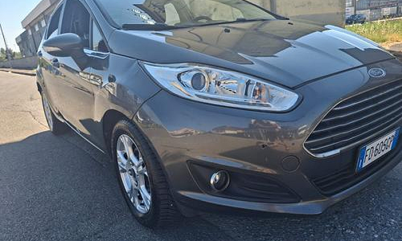 Ford Fiesta 1.5 Tdci...