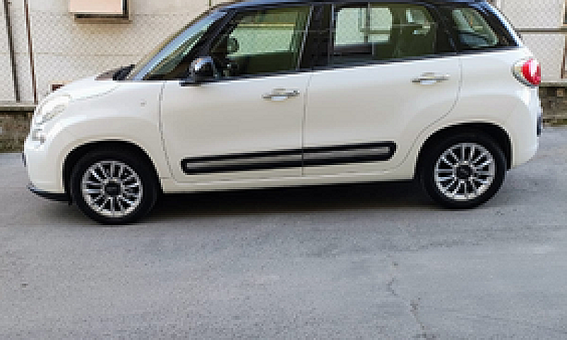 Fiat 500 L...