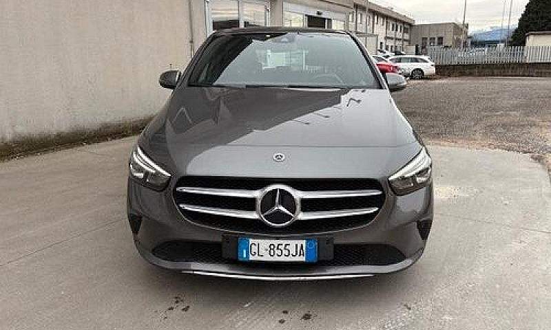 Mercedes-Benz B 180 ...