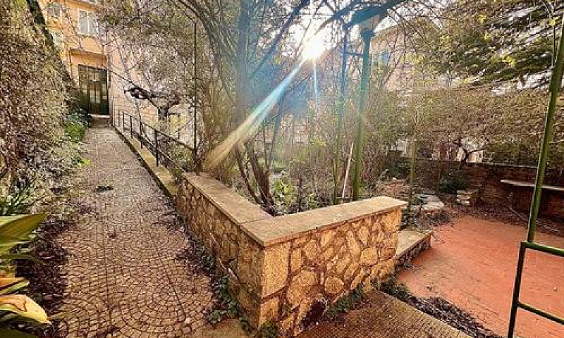 Villa Con Giardino A...