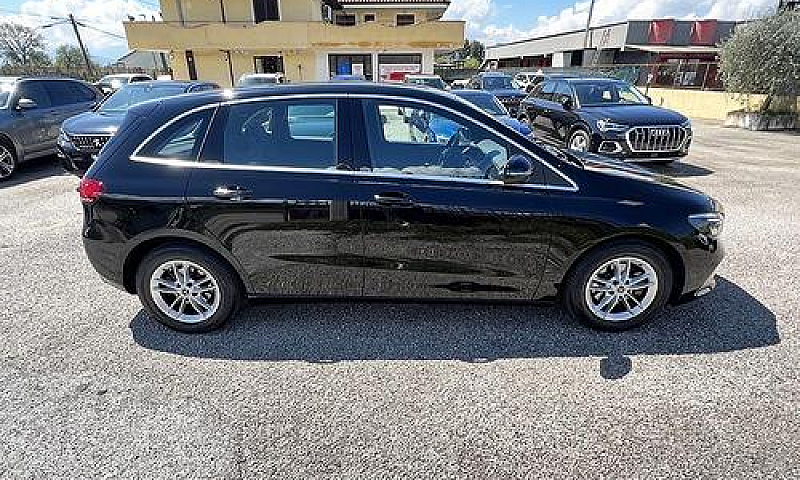 Mercedes Classe B180...