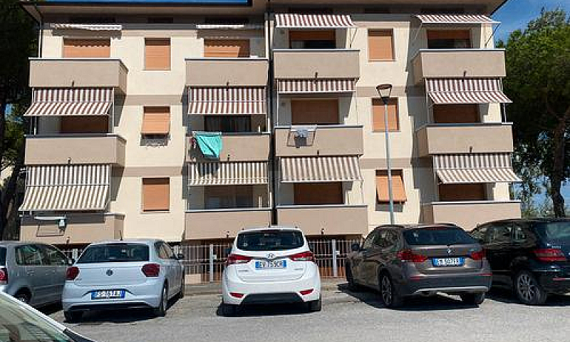 Vendesi Appartamento...