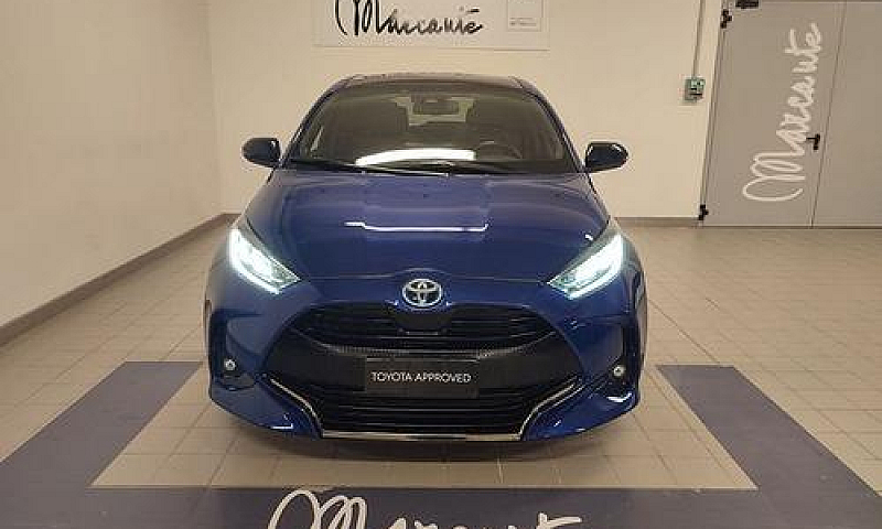 Toyota Yaris 1.5 Hyb...