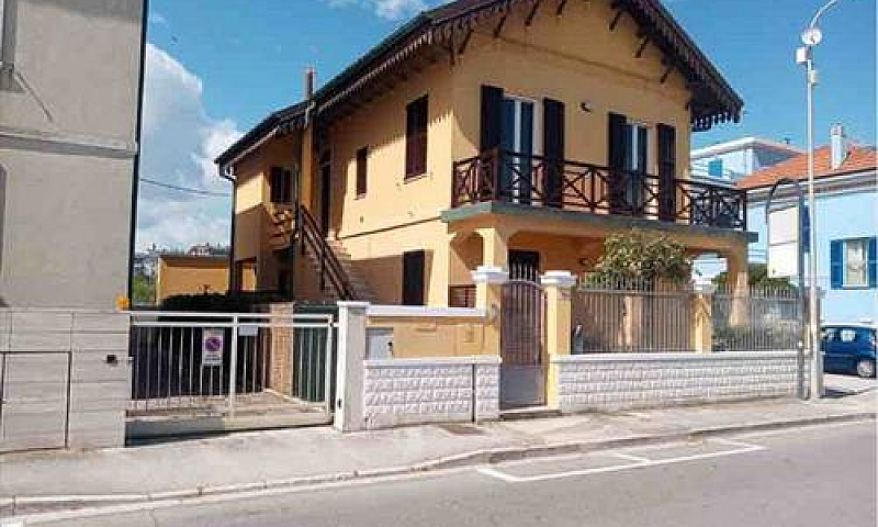 Casa-Indipendente-Se...