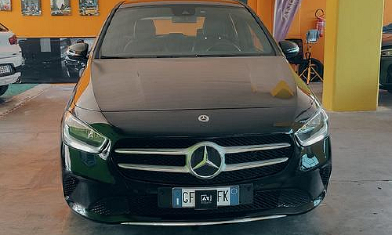 Mercedes-Benz B 200 ...
