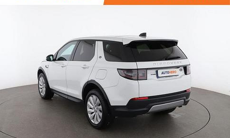 Land Rover Discovery...