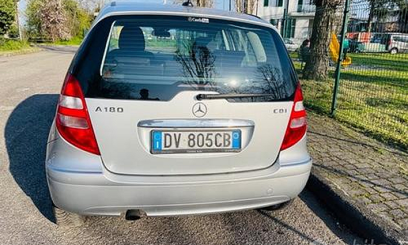Mercedes Classe A180...