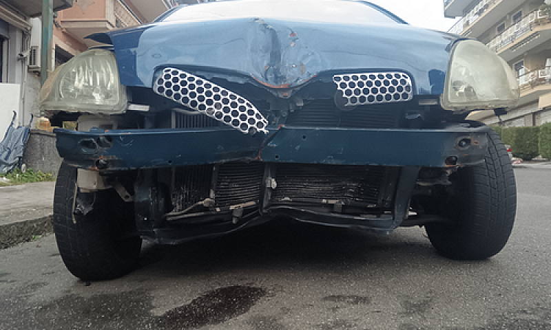 Toyota Yaris Più Pez...