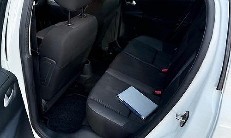 Peugeot 207 1.4 Vti ...