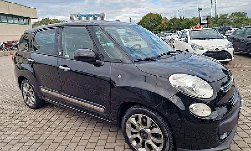 Fiat - 500 L Living ...