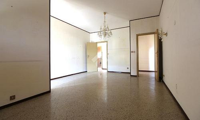 4 Locali A Palermo...