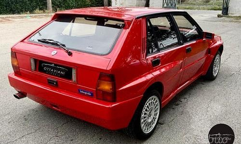 Lancia Delta Evoluzi...