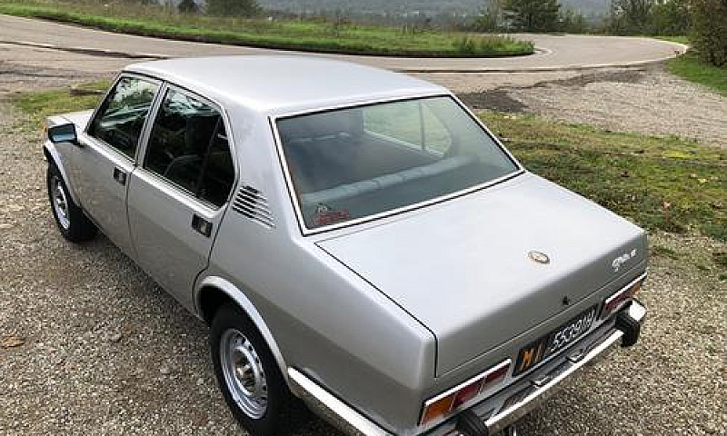 Alfa Romeo Alfetta 1...