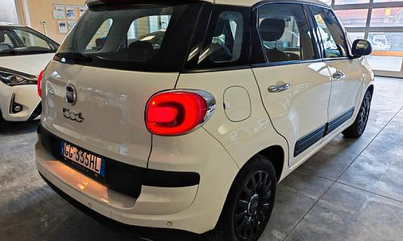 Fiat 500L Autocarro ...