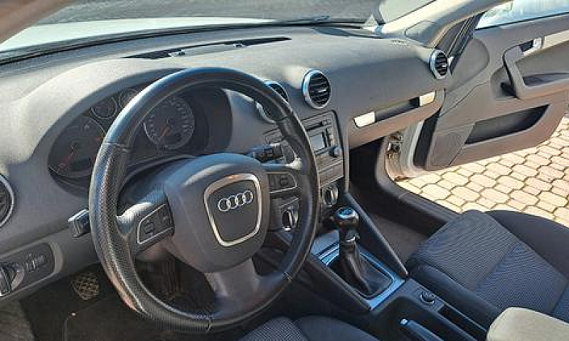 Audi A3 Sportback 1....