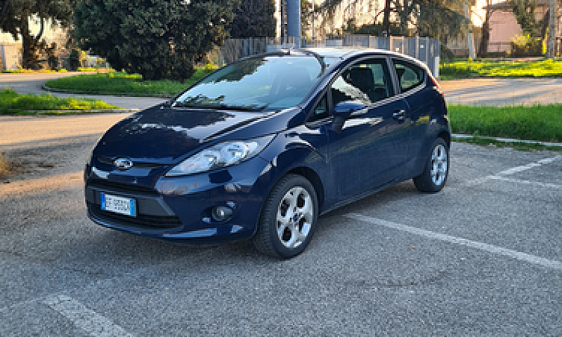 Ford Fiesta 1.2 Benz...