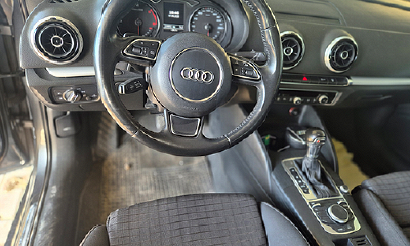 Audi A3...