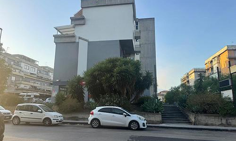 Catania Appartamento...