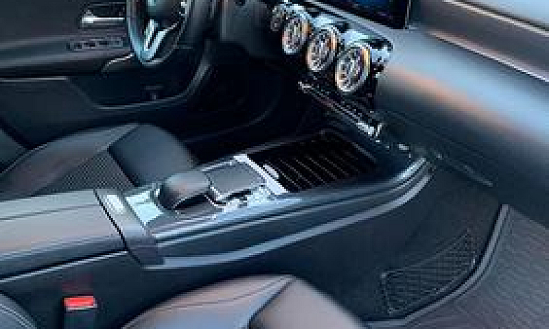 Mercedes-Benz Classe...