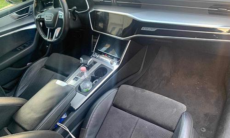 Audi A6...