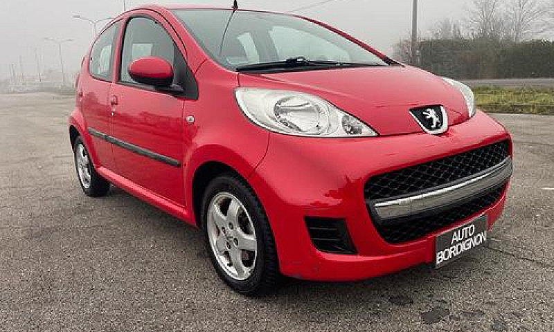Peugeot 107 1.0 68Cv...