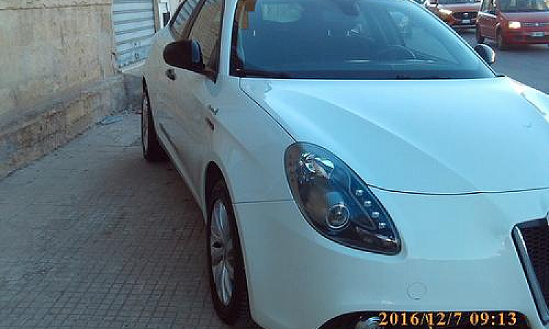 Alfa Romeo Giulietta...