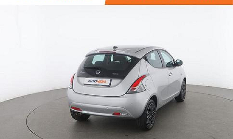 Lancia Ypsilon Ml377...