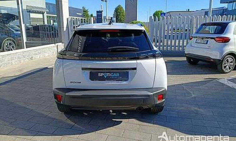 Peugeot 2008 1.2 Ben...