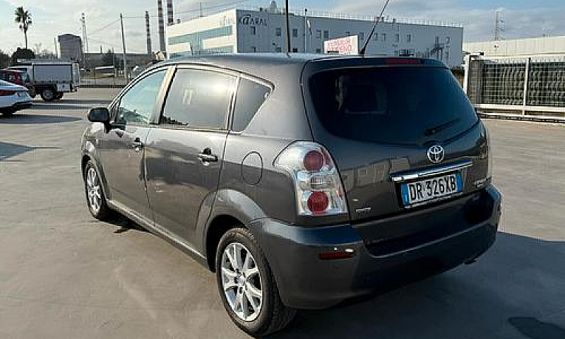 Toyota Corolla Verso...