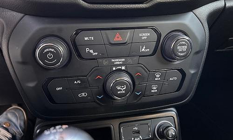 Jeep Renegade - 2020...