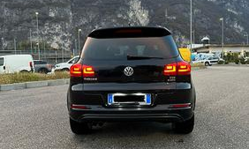 Tiguan R-Line Dsg 4M...
