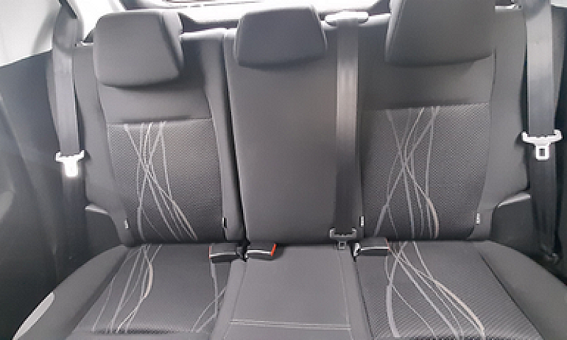 Peugeot 208 1.4 Hdi...