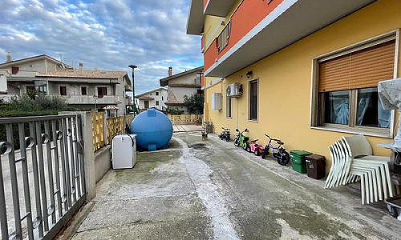 Appartamento Ingress...