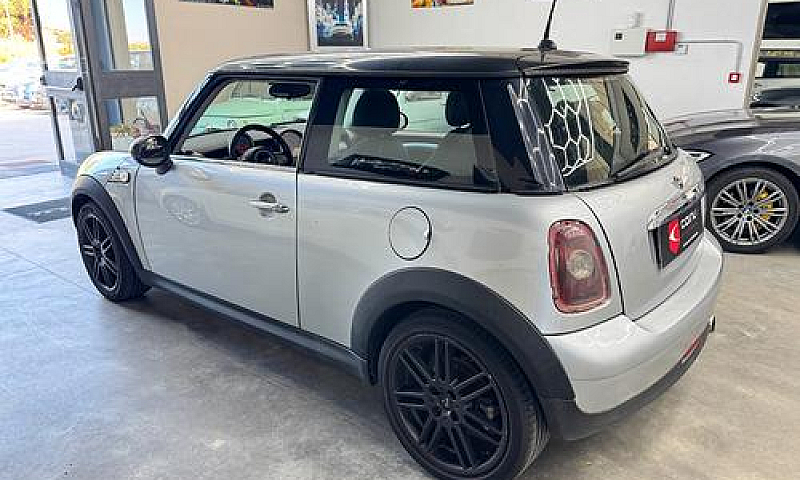 Mini 1.6 16V Cooper...